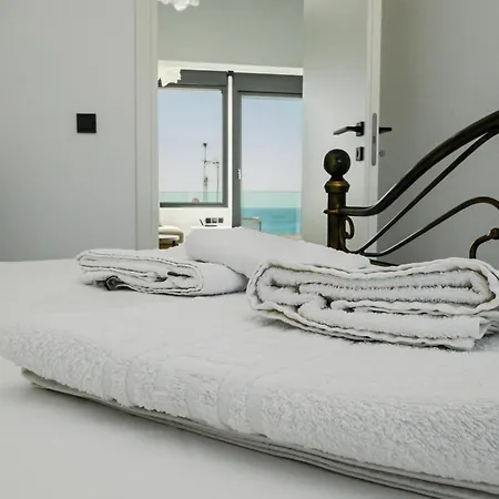 아파트 Panorama Penthouse Nea Kallikrateia